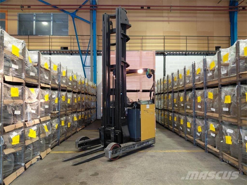 Hyster HYR2.0 Stivuitor cu catarg retractabil