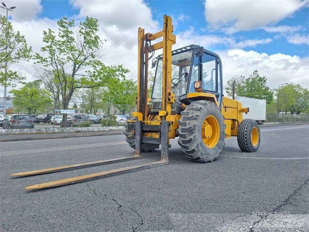 JCB 930-2 Masini de teren dificil