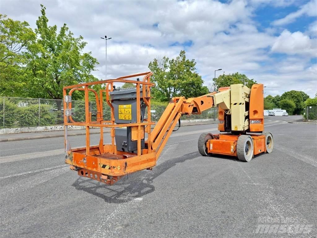JLG E300AJP Alte ascensoare si platforme