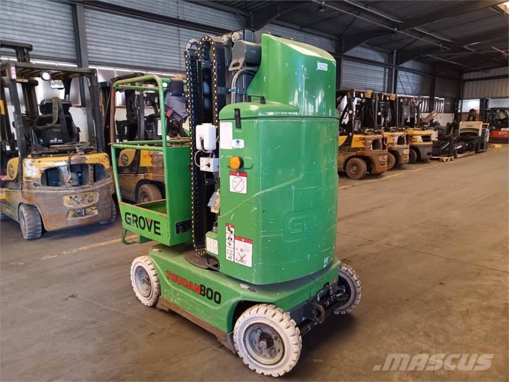 JLG TOUCAN 800 Alte ascensoare si platforme
