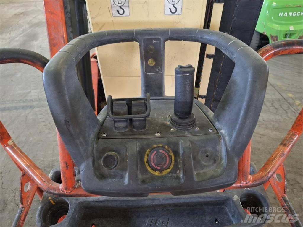 JLG TOUCAN 8E Alte ascensoare si platforme
