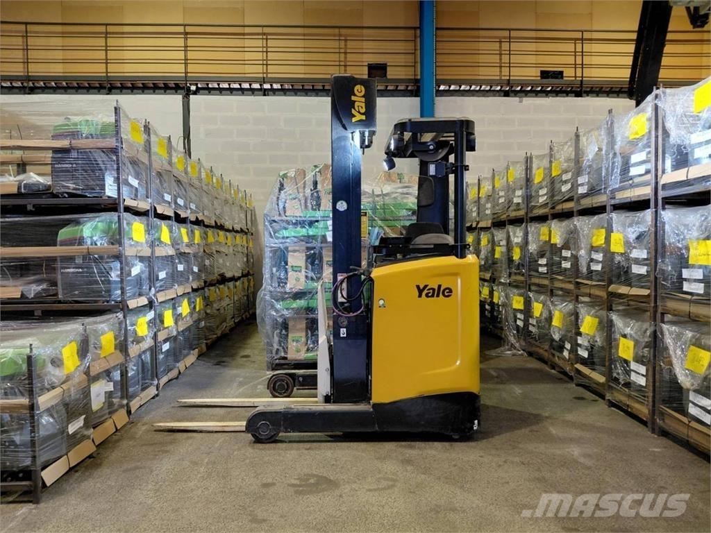 Yale MR10E Stivuitor cu catarg retractabil