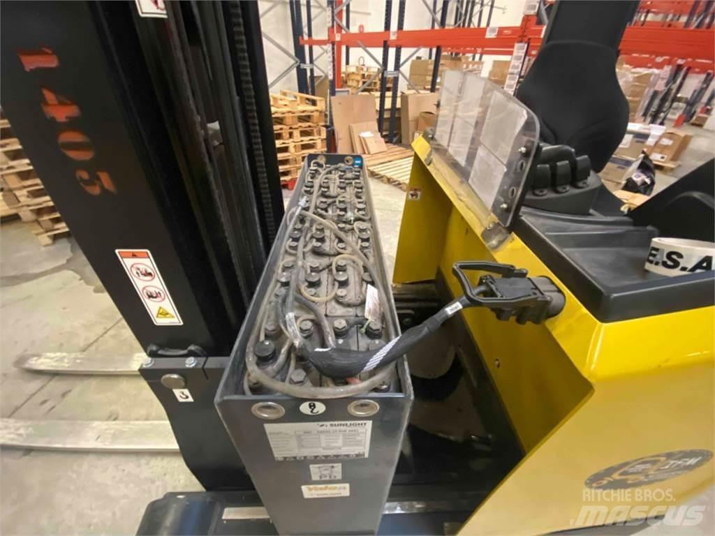 Yale MR14 Stivuitor cu catarg retractabil