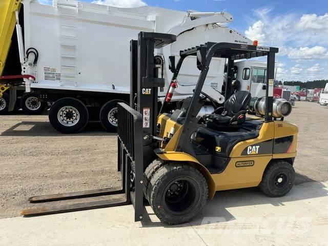 CAT GP30N Utilaje construcții - Altele