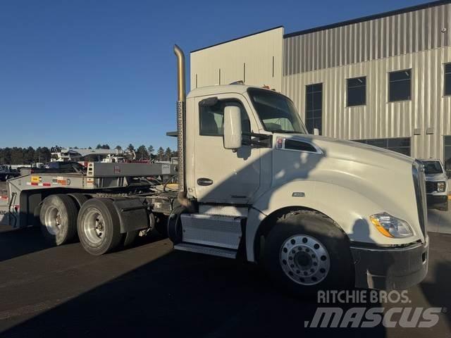 Kenworth T680 Altele