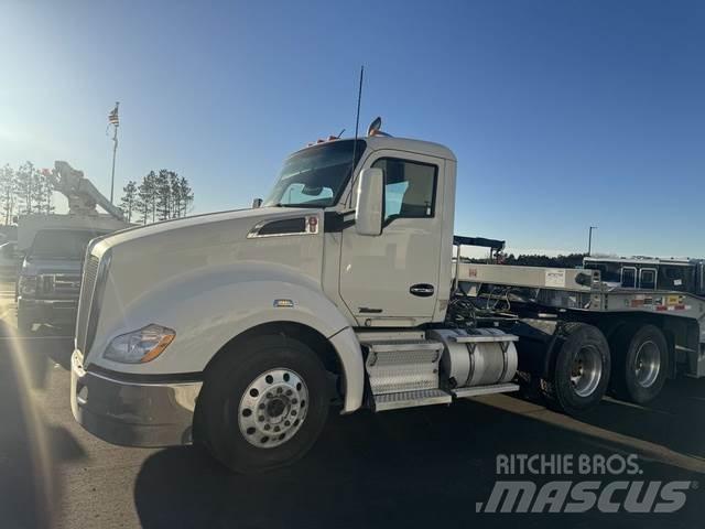 Kenworth T680 Altele