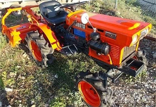 Kubota 6001 di '04 Tractoare
