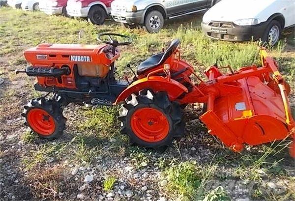 Kubota 6001 di '04 Tractoare