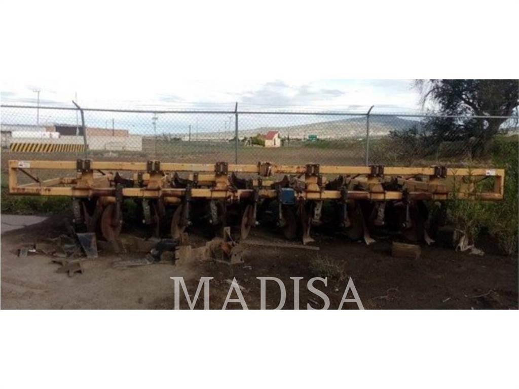  ARADO Scarificatoare