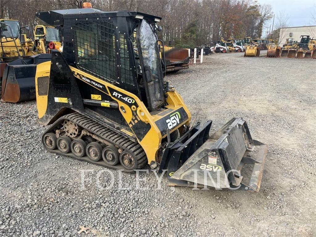 ASV RT40 Încarcatoare cu excavator