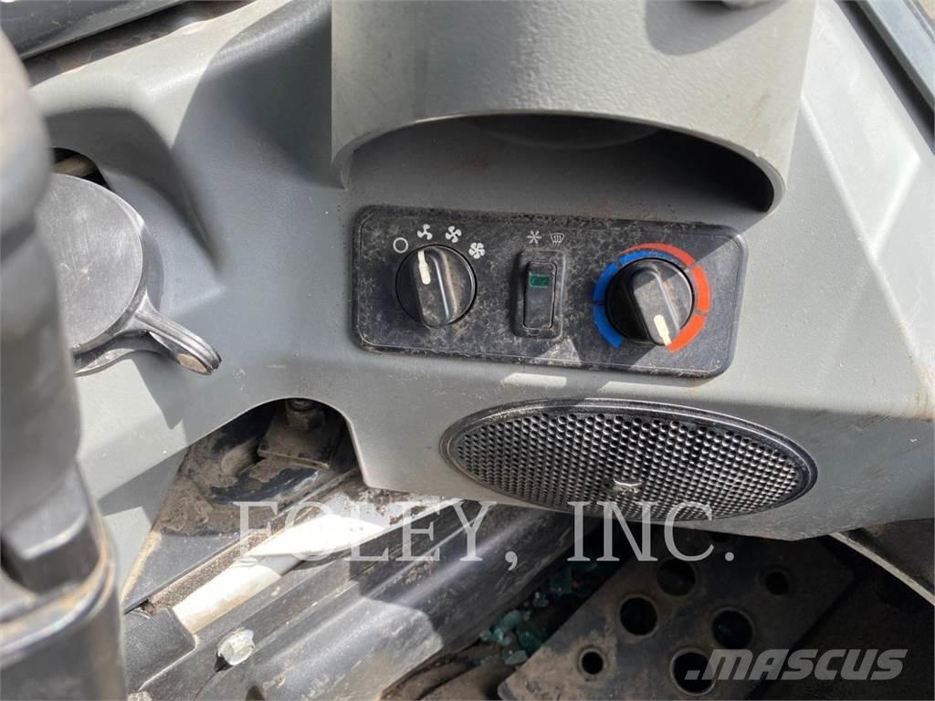 Bobcat S770 Mini incarcator