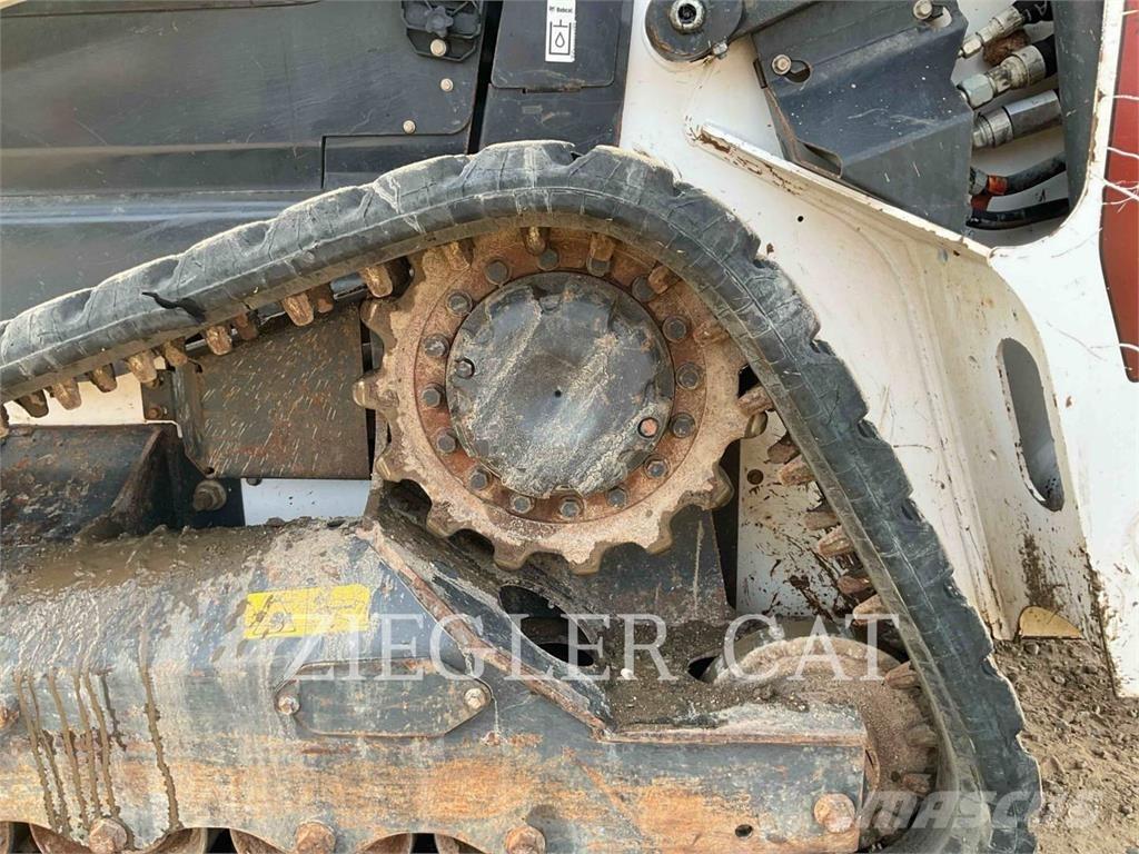 Bobcat T66 Încarcatoare cu excavator
