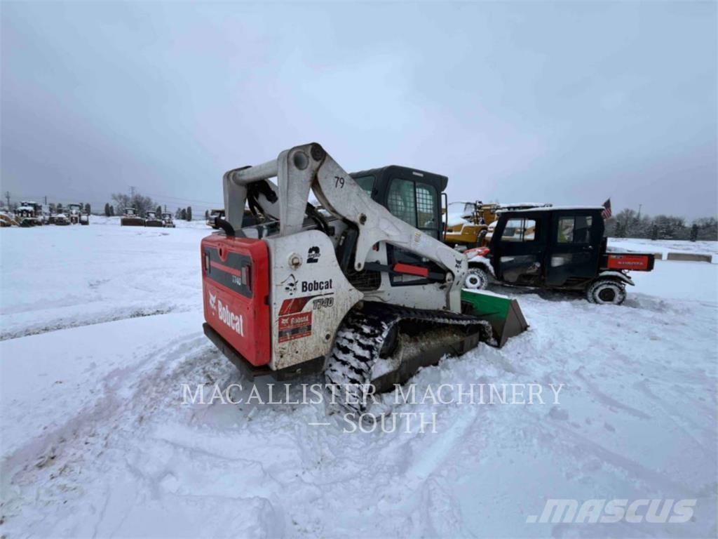Bobcat T740 Încarcatoare cu excavator