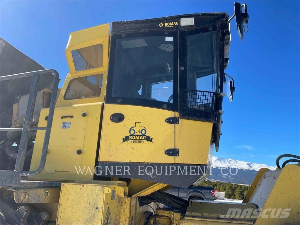 Bomag BC573RB-4 Compactoare sol