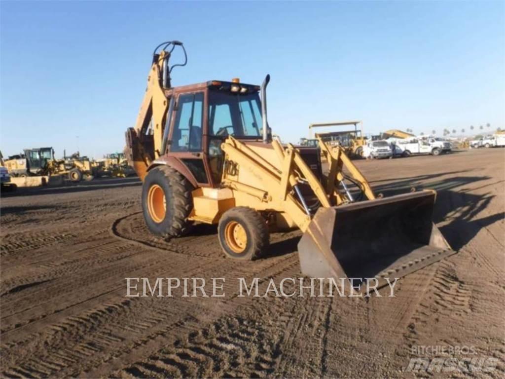 CASE 590 Buldoexcavatoare