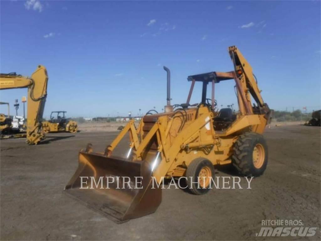 CASE 680L Buldoexcavatoare