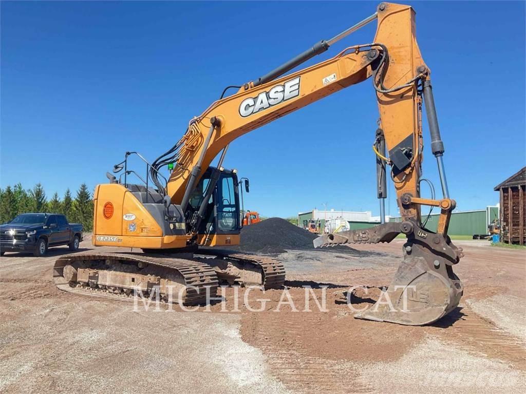 CASE CX235 Excavatoare pe șenile
