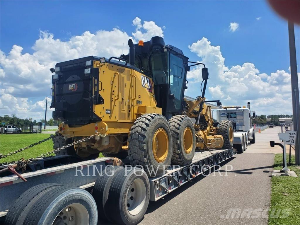 CAT 120 AWD CS Gredere