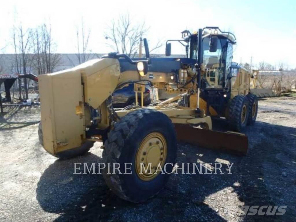 CAT 120M2 AWD Gredere