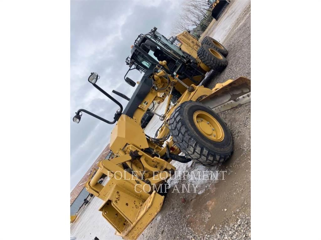 CAT 120M2AWD Gredere