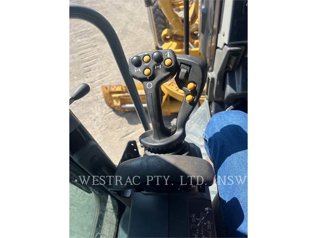 CAT 12M Gredere