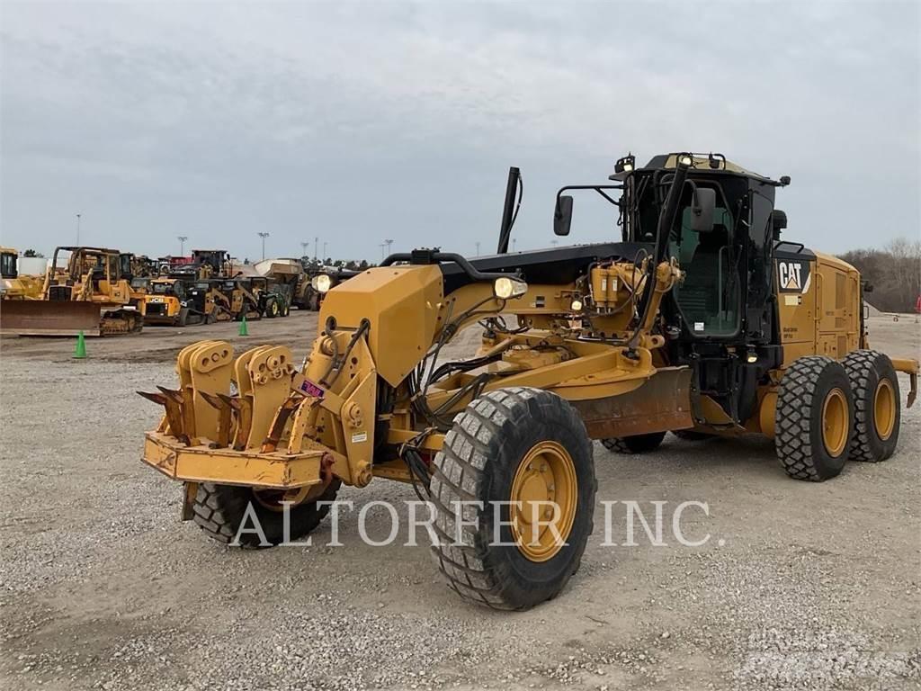 CAT 12M2 AWD Gredere