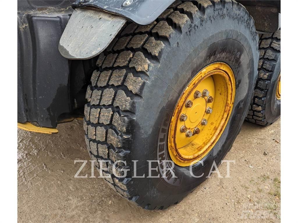 CAT 12M2AWD Gredere