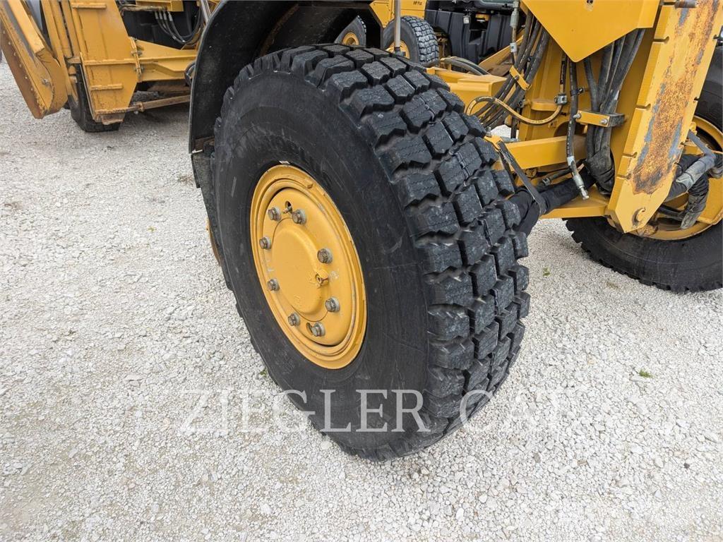 CAT 12M2AWD Gredere