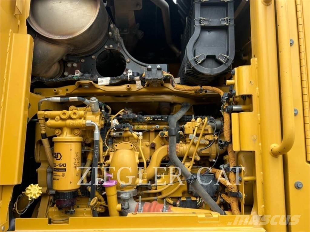 CAT 12M2AWD Gredere