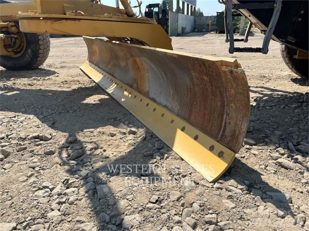 CAT 140 Gredere