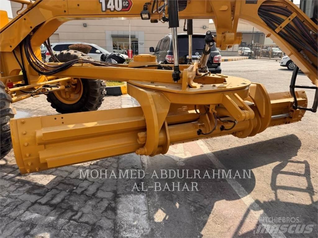 CAT 140 Gredere