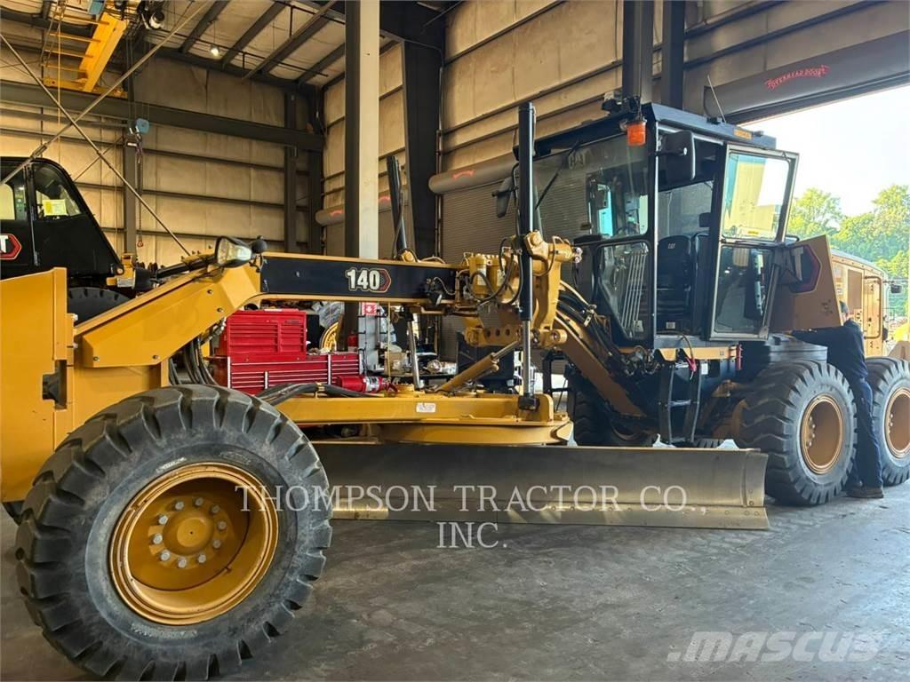 CAT 140 Gredere
