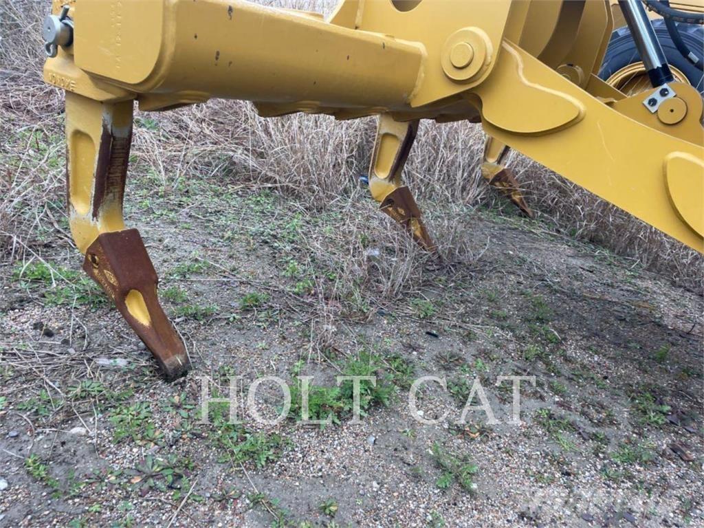CAT 140 Gredere