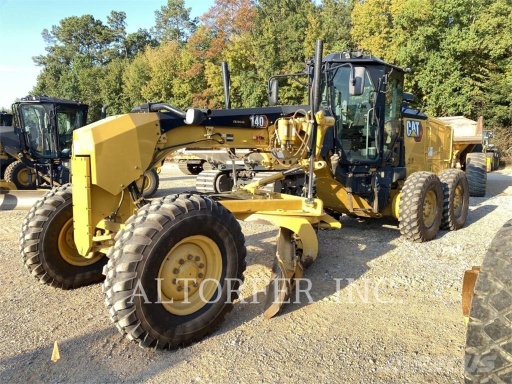 CAT 140 Gredere