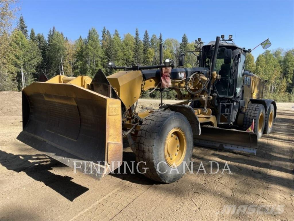 CAT 140-15 AWD Gredere