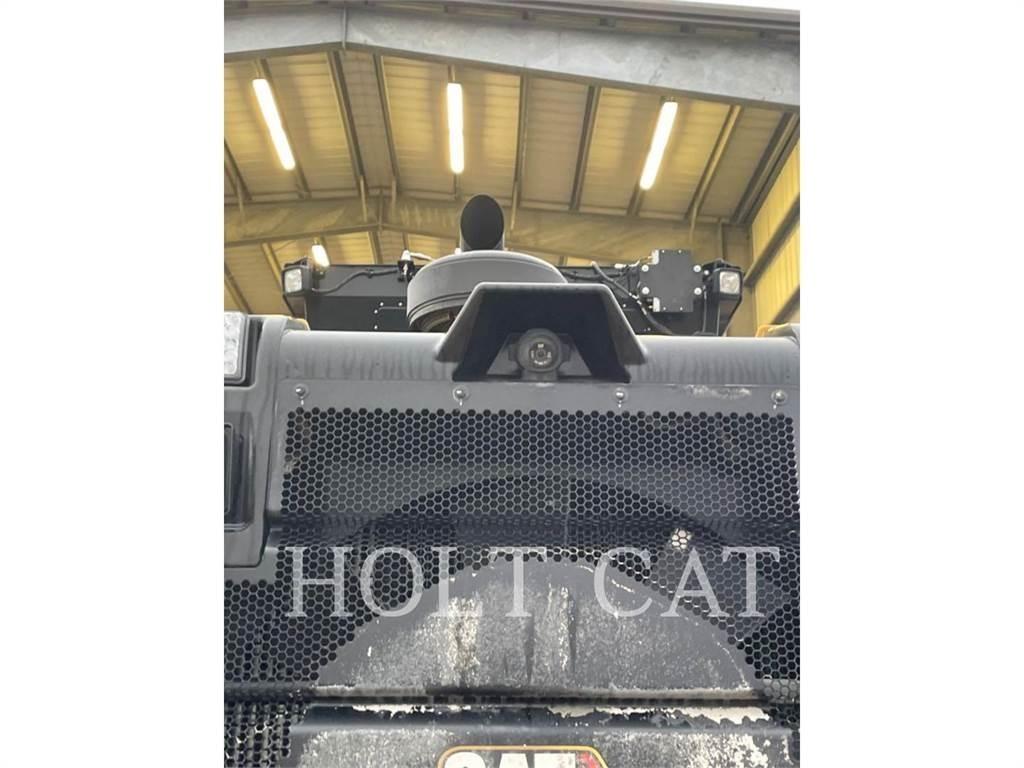 CAT 140 AWD Gredere