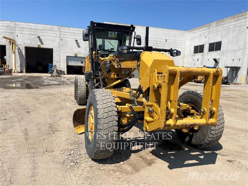 CAT 140 AWD Gredere