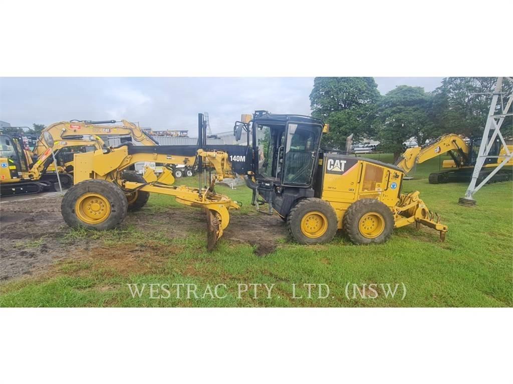 CAT 140M Gredere