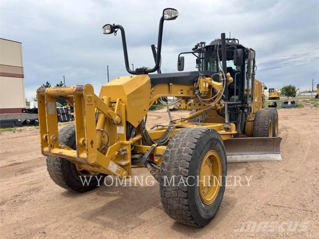 CAT 140M 2 Gredere