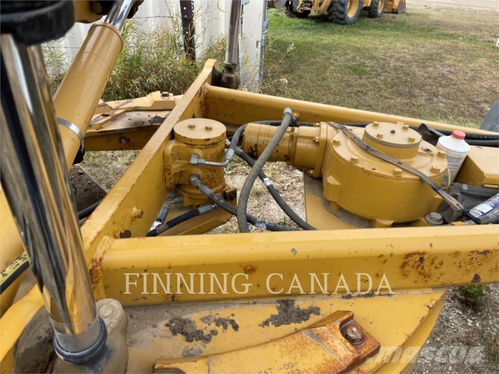 CAT 140M AWD Gredere