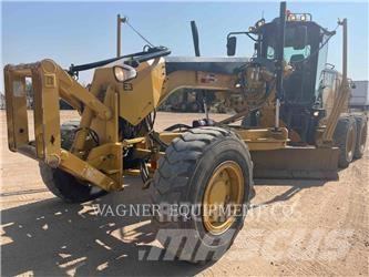 CAT 140M2 AWD Gredere