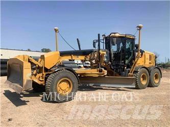 CAT 140M2 AWD Gredere