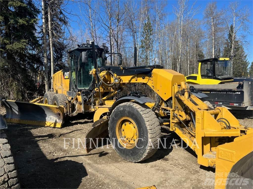 CAT 140M2 AWD Gredere