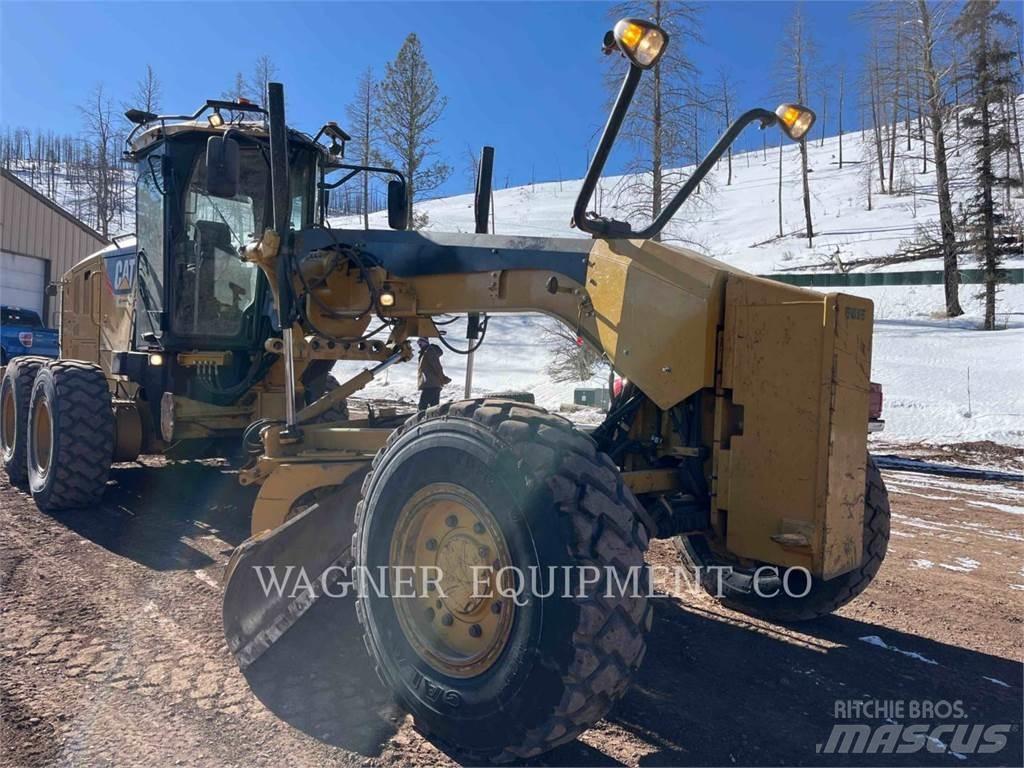 CAT 140M2 AWD Gredere