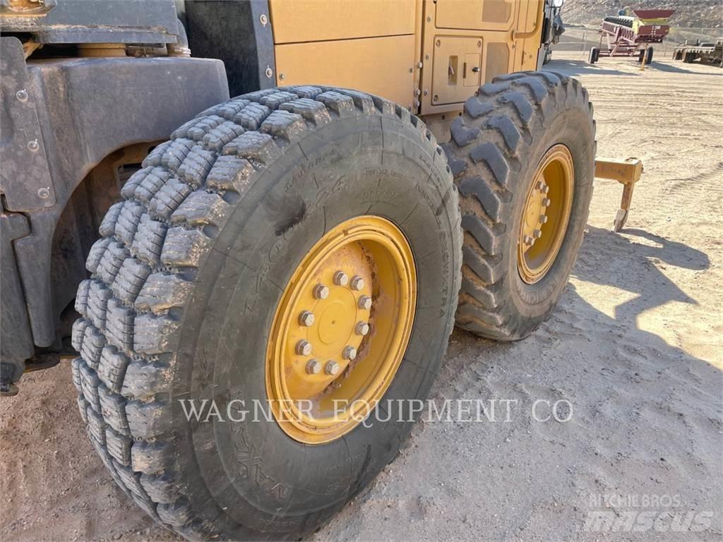 CAT 140M3 Gredere