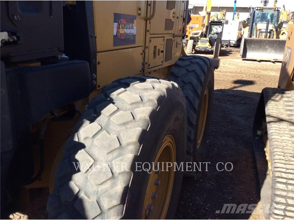 CAT 140M3 AWD Gredere