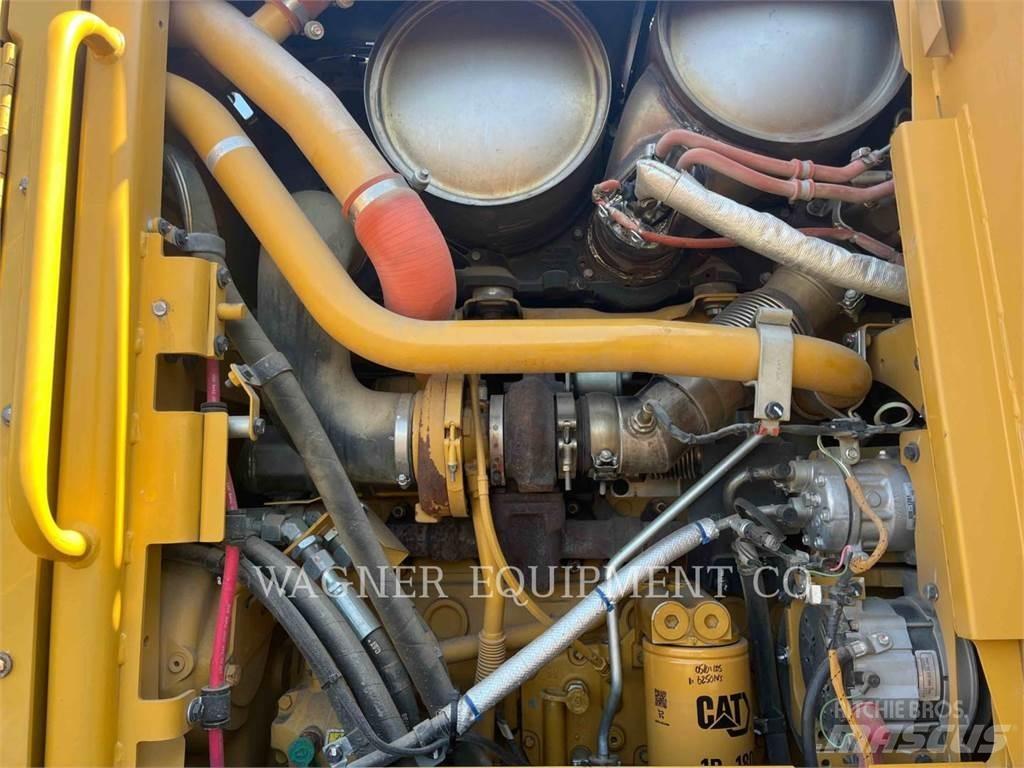 CAT 140M3 AWD Gredere