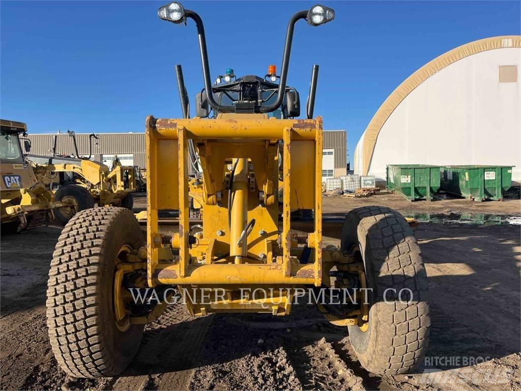 CAT 140M3 AWD Gredere