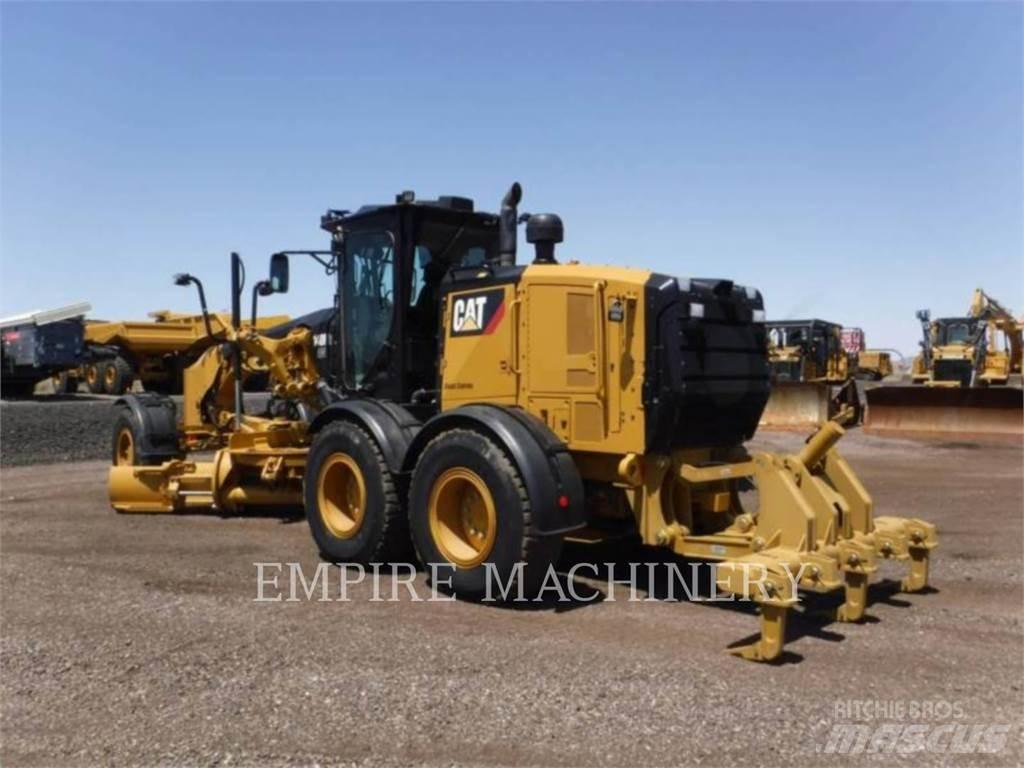 CAT 140M3 AWD Gredere
