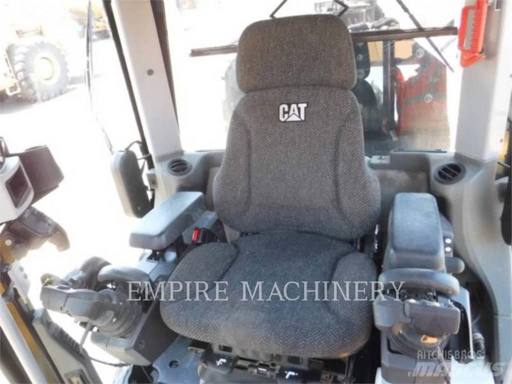 CAT 140M3 AWD Gredere